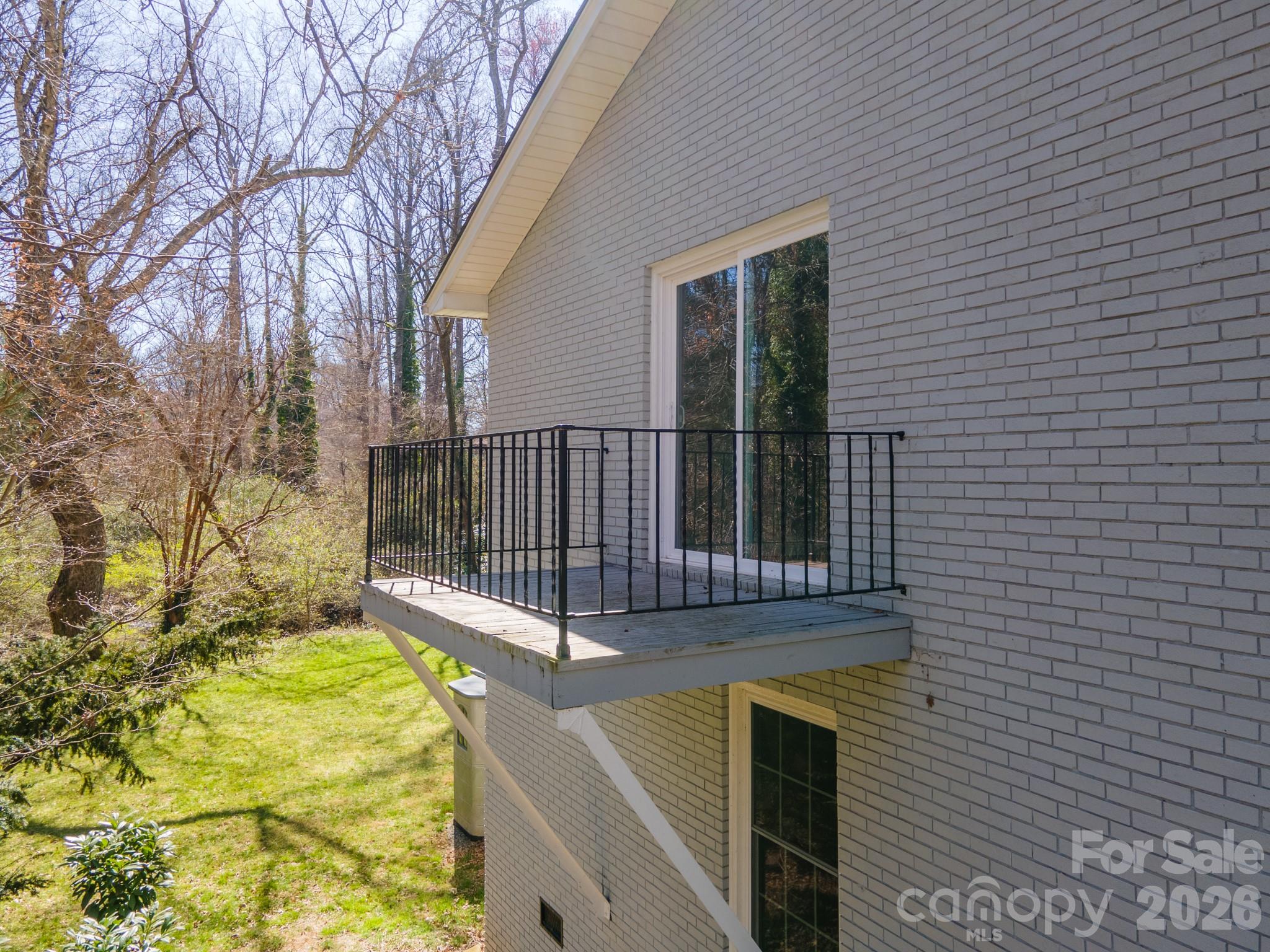 306 7th Street Place NE Conover NC 28613
