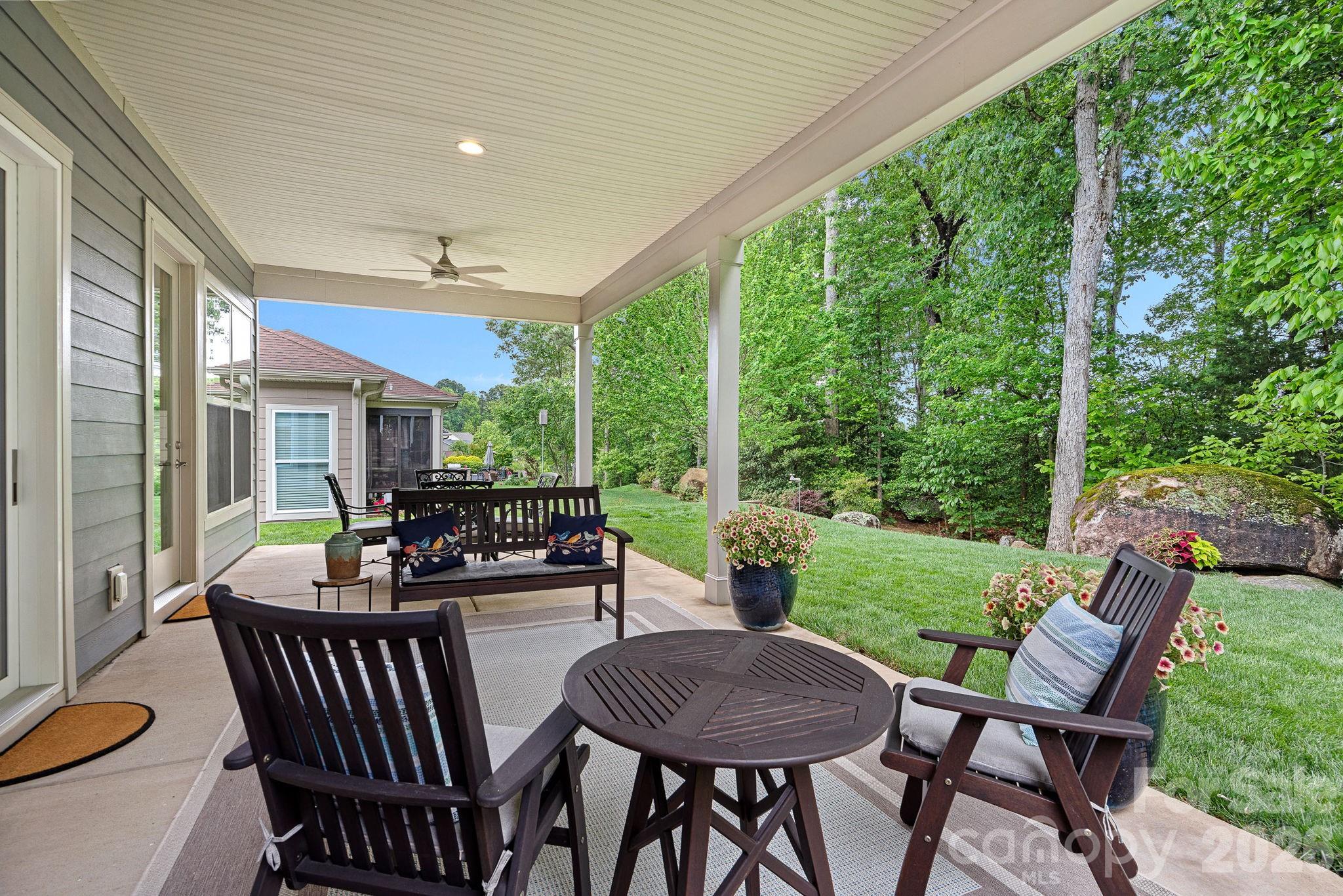 7130 Hanging Rock Court Denver NC 28037
