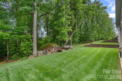 7130 Hanging Rock Court Denver NC 28037