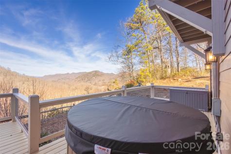 346 Birdymay Drive Tuckasegee NC 28783