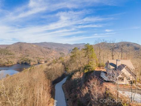 346 Birdymay Drive Tuckasegee NC 28783