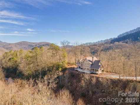 346 Birdymay Drive Tuckasegee NC 28783