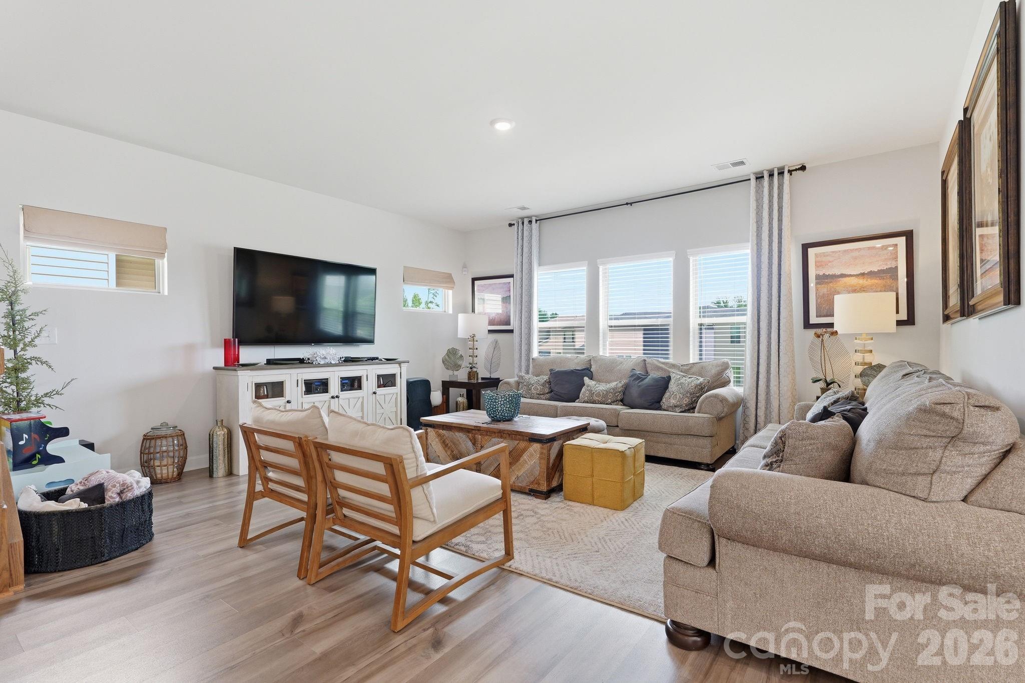 5012 Shadbush Road Charlotte NC 28215
