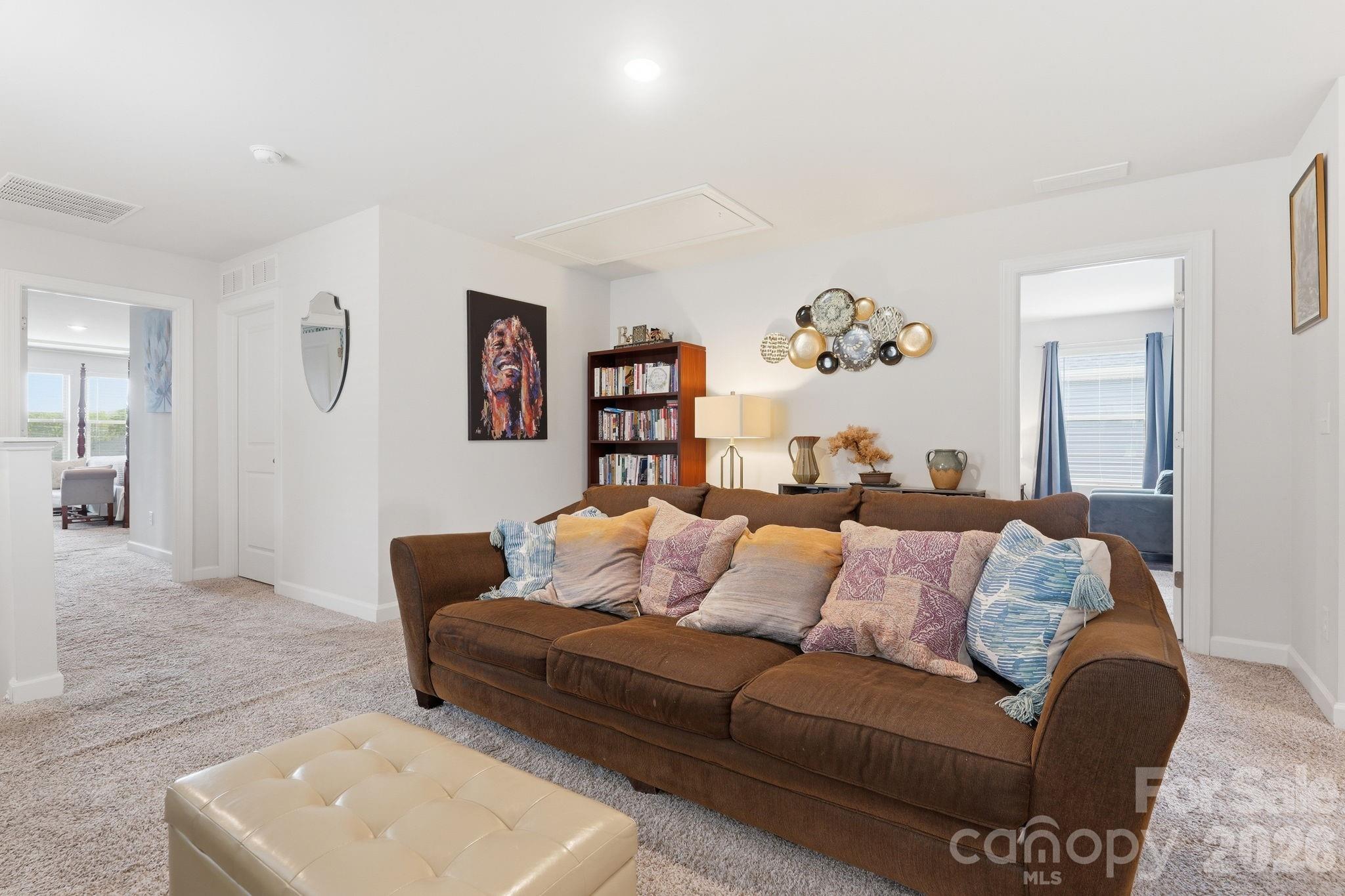 5012 Shadbush Road Charlotte NC 28215