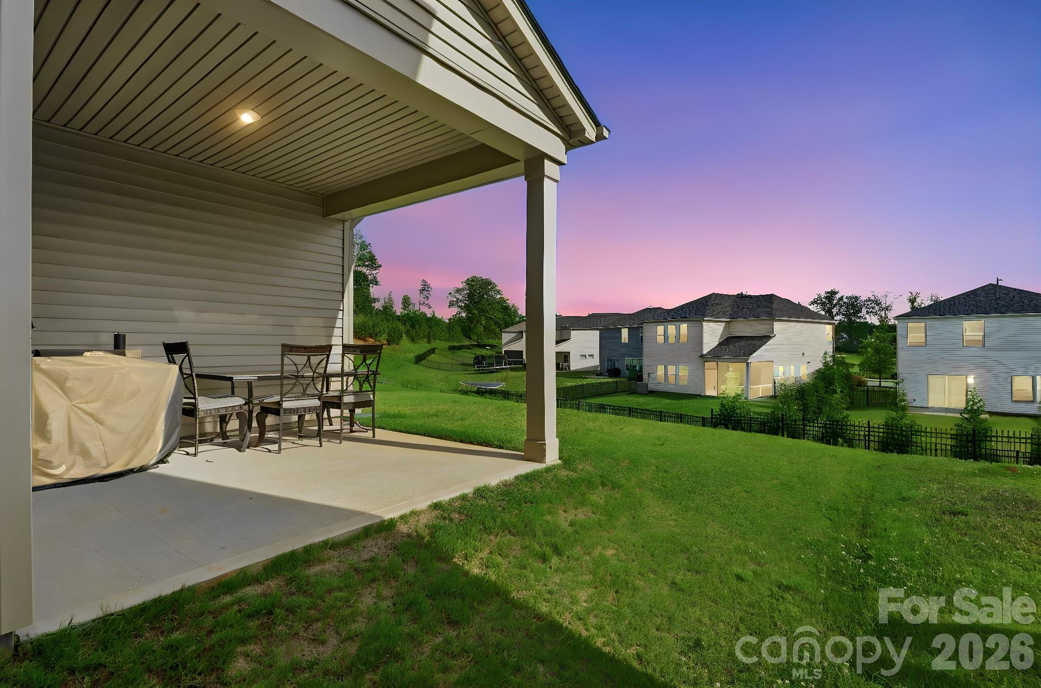 5012 Shadbush Road Charlotte NC 28215