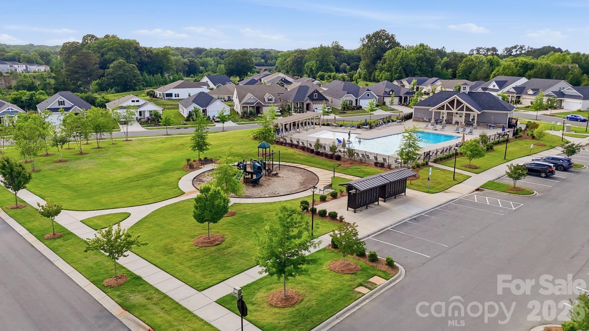 5012 Shadbush Road Charlotte NC 28215