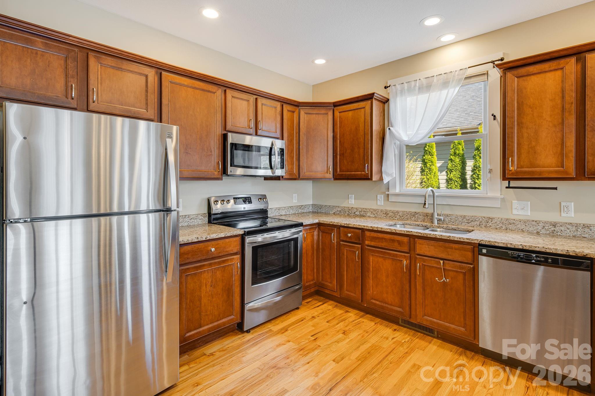 7 Oakhaven Terrace Asheville NC 28803
