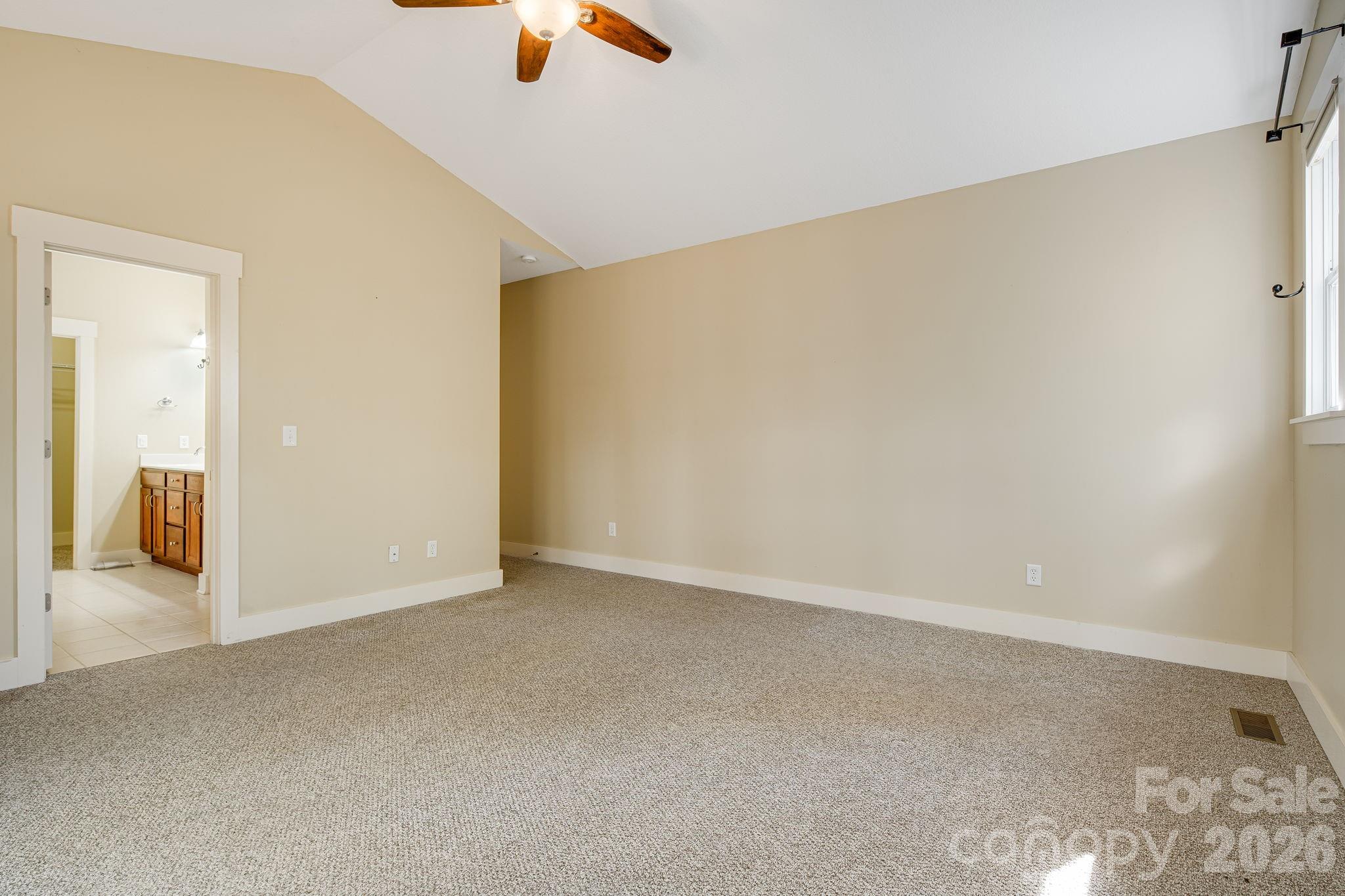 7 Oakhaven Terrace Asheville NC 28803