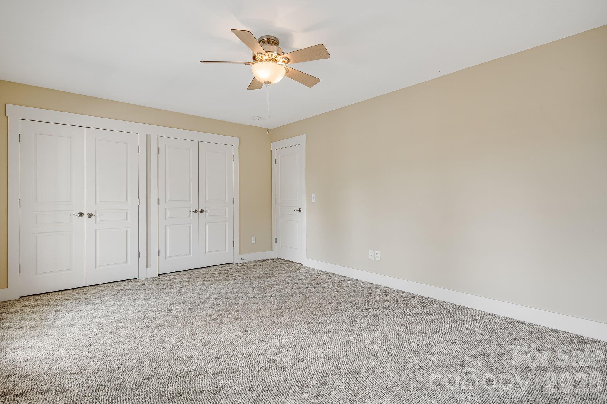 7 Oakhaven Terrace Asheville NC 28803