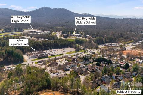 7 Oakhaven Terrace Asheville NC 28803