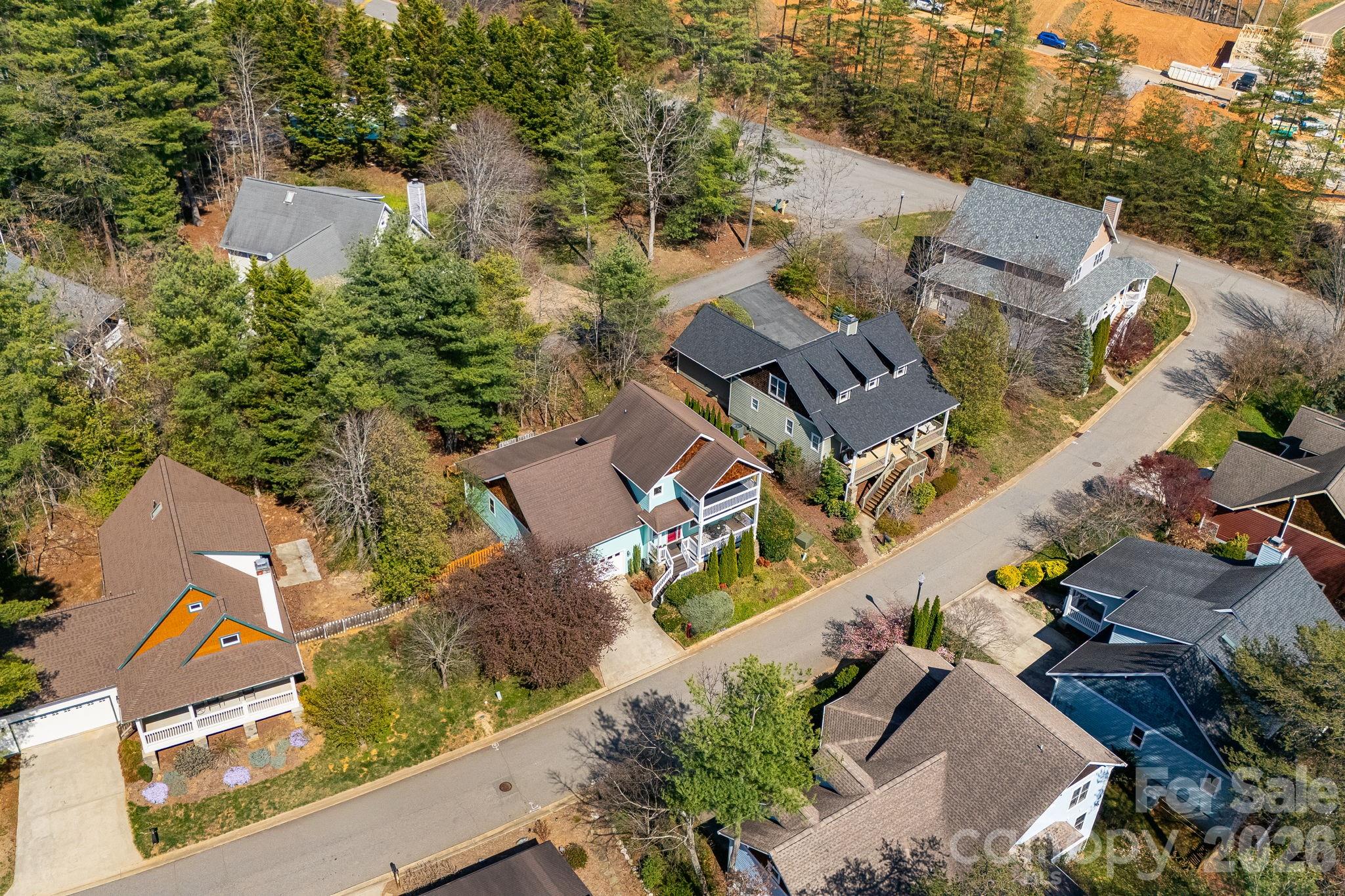7 Oakhaven Terrace Asheville NC 28803
