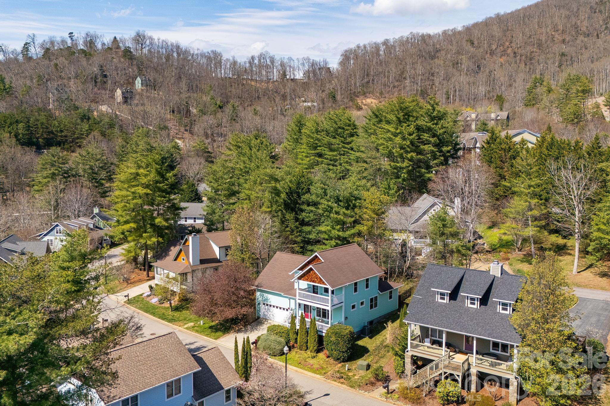 7 Oakhaven Terrace Asheville NC 28803