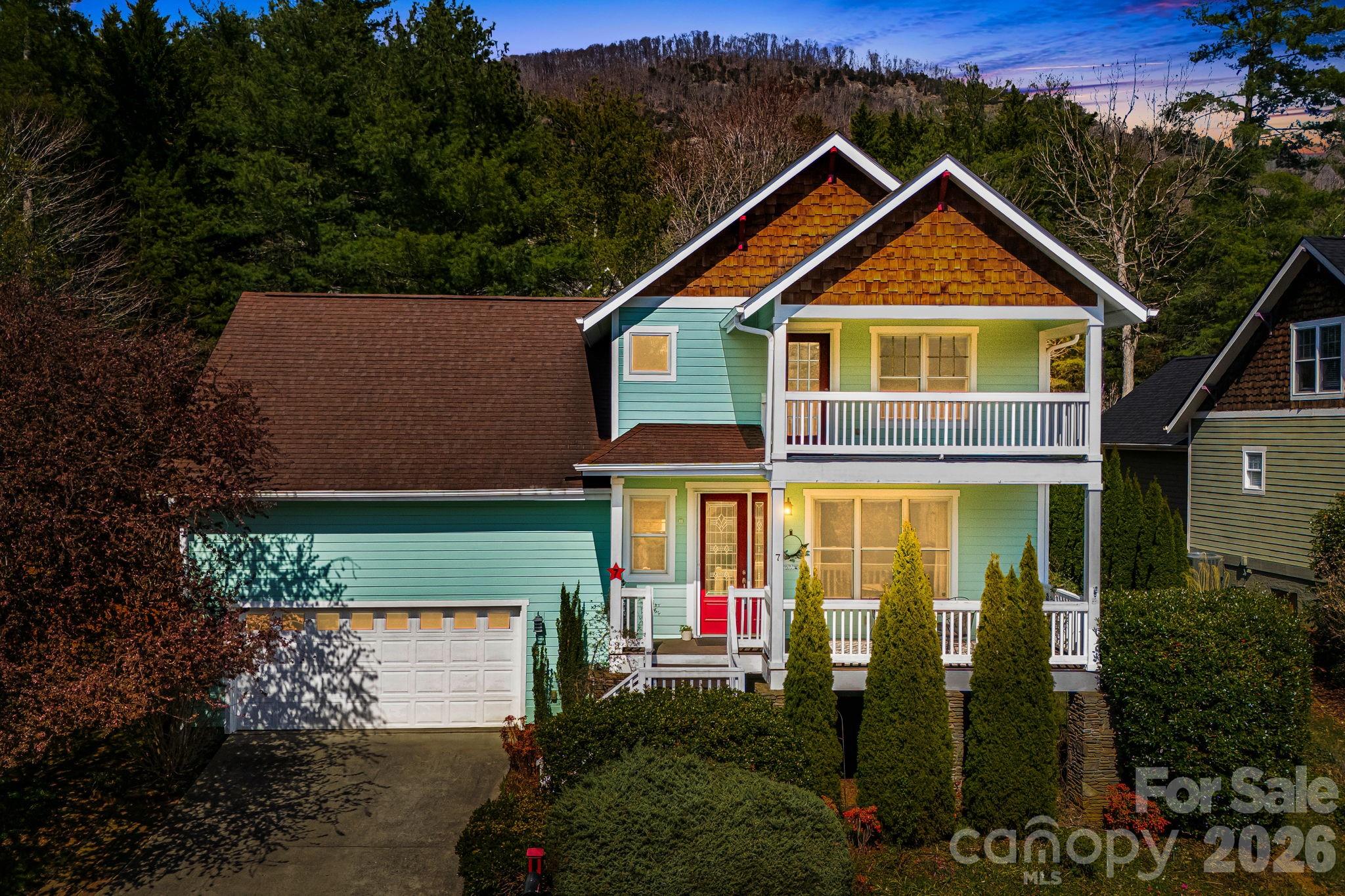 7 Oakhaven Terrace Asheville NC 28803
