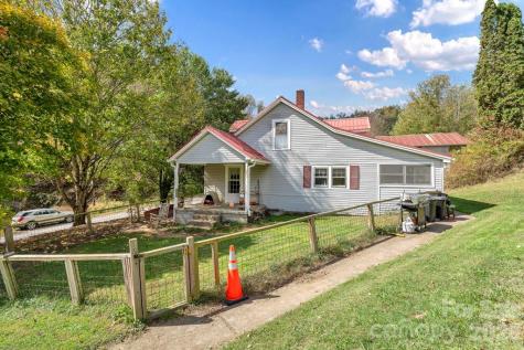 1068 Laurel Branch Road Vilas NC 28692