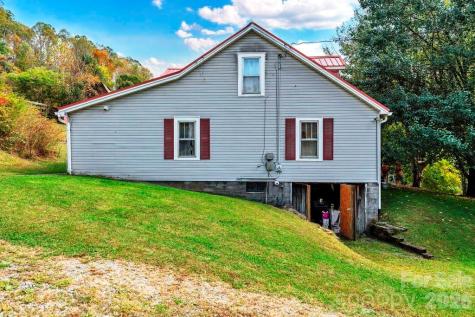 1068 Laurel Branch Road Vilas NC 28692