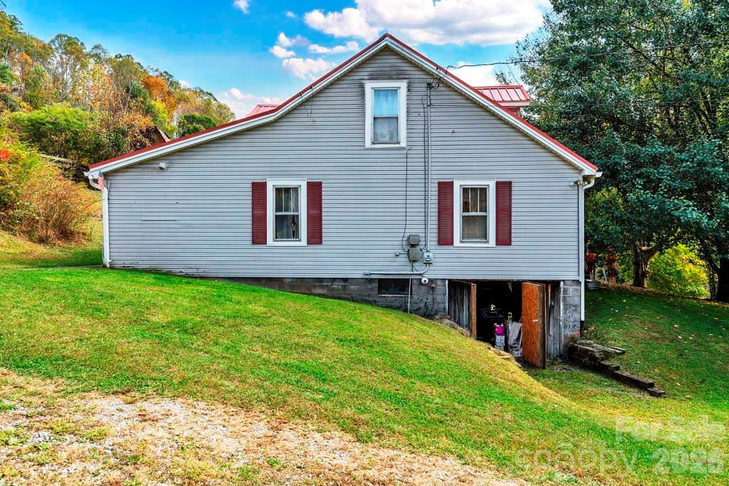 1068 Laurel Branch Road Vilas NC 28692