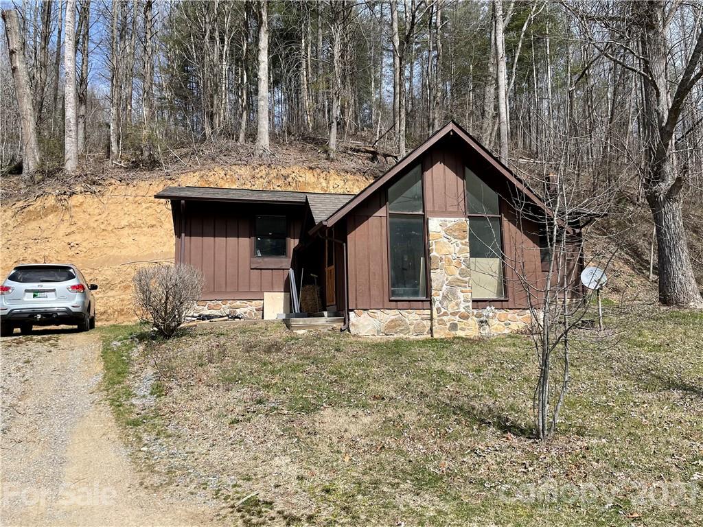94 Picket Lane Sylva NC 28779