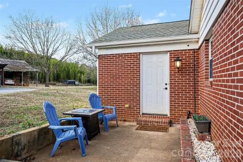 803 White Jenkins Road Bessemer City NC 28016