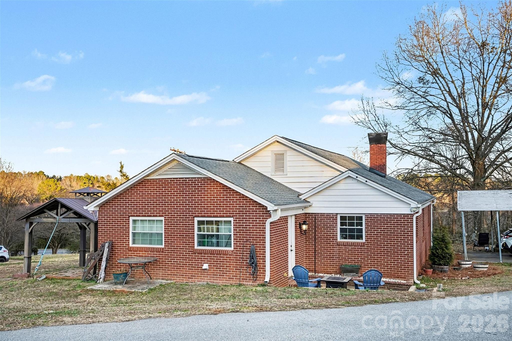 803 White Jenkins Road Bessemer City NC 28016