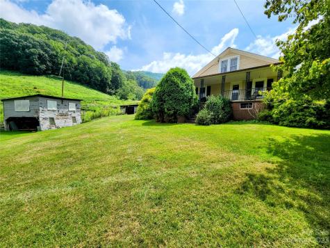 1861 S Fork Road Marshall NC 28753