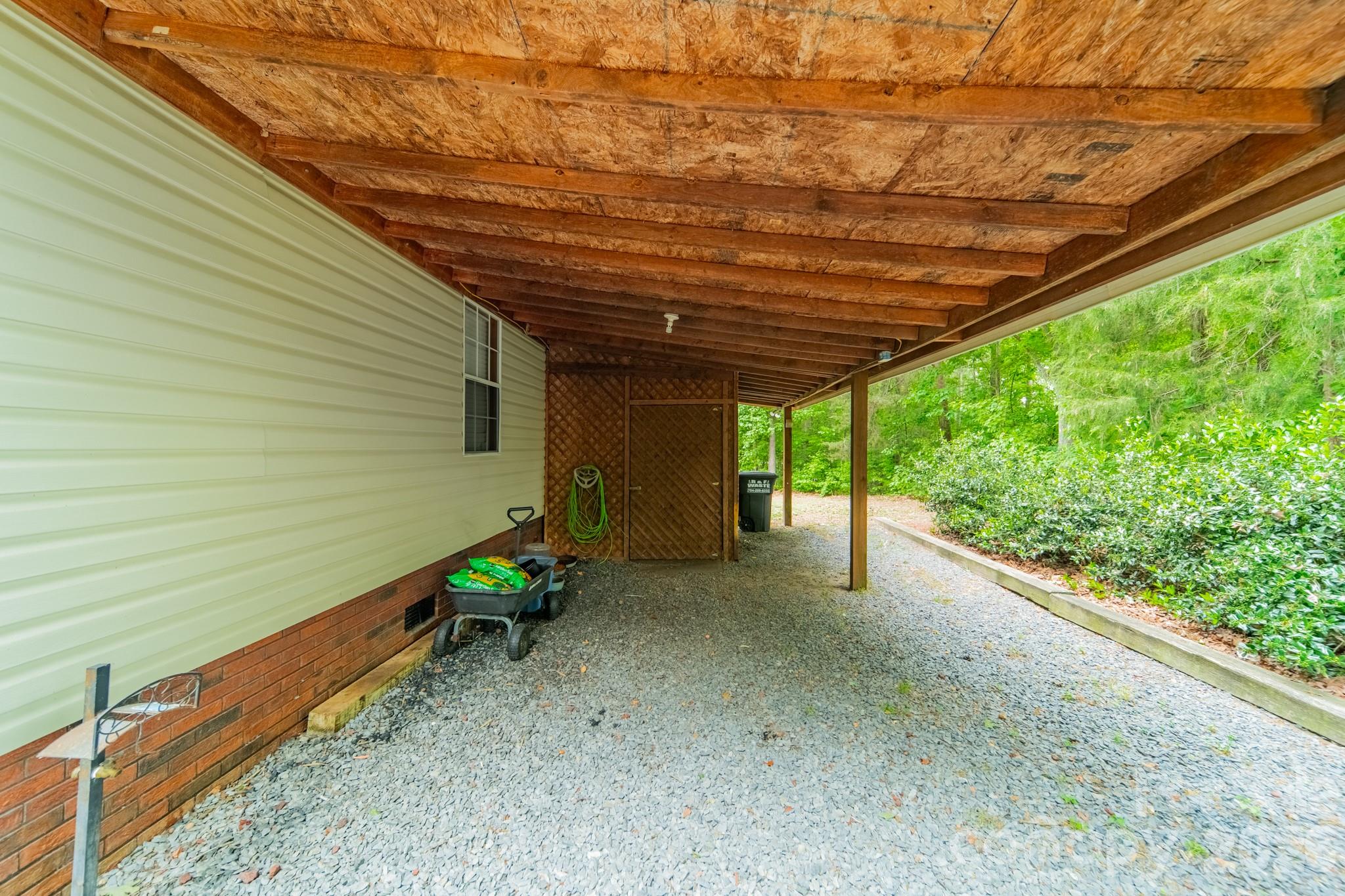 13753 Saint Thomas Drive Stanfield NC 28163