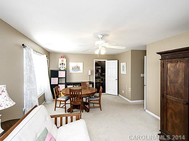 2832 Shady Reach Lane Charlotte NC 28214