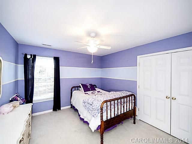 2832 Shady Reach Lane Charlotte NC 28214