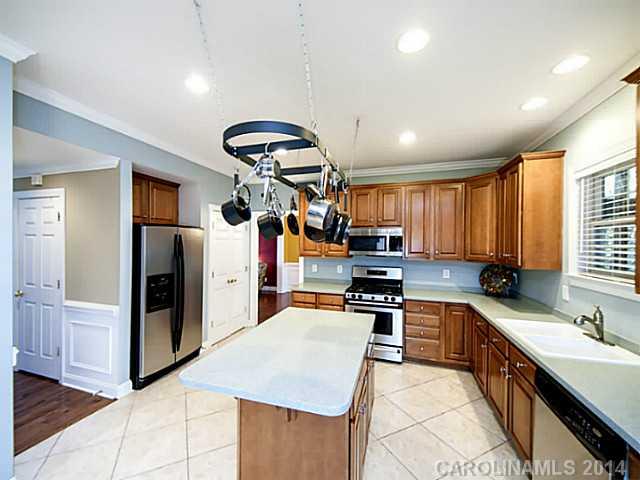 2832 Shady Reach Lane Charlotte NC 28214