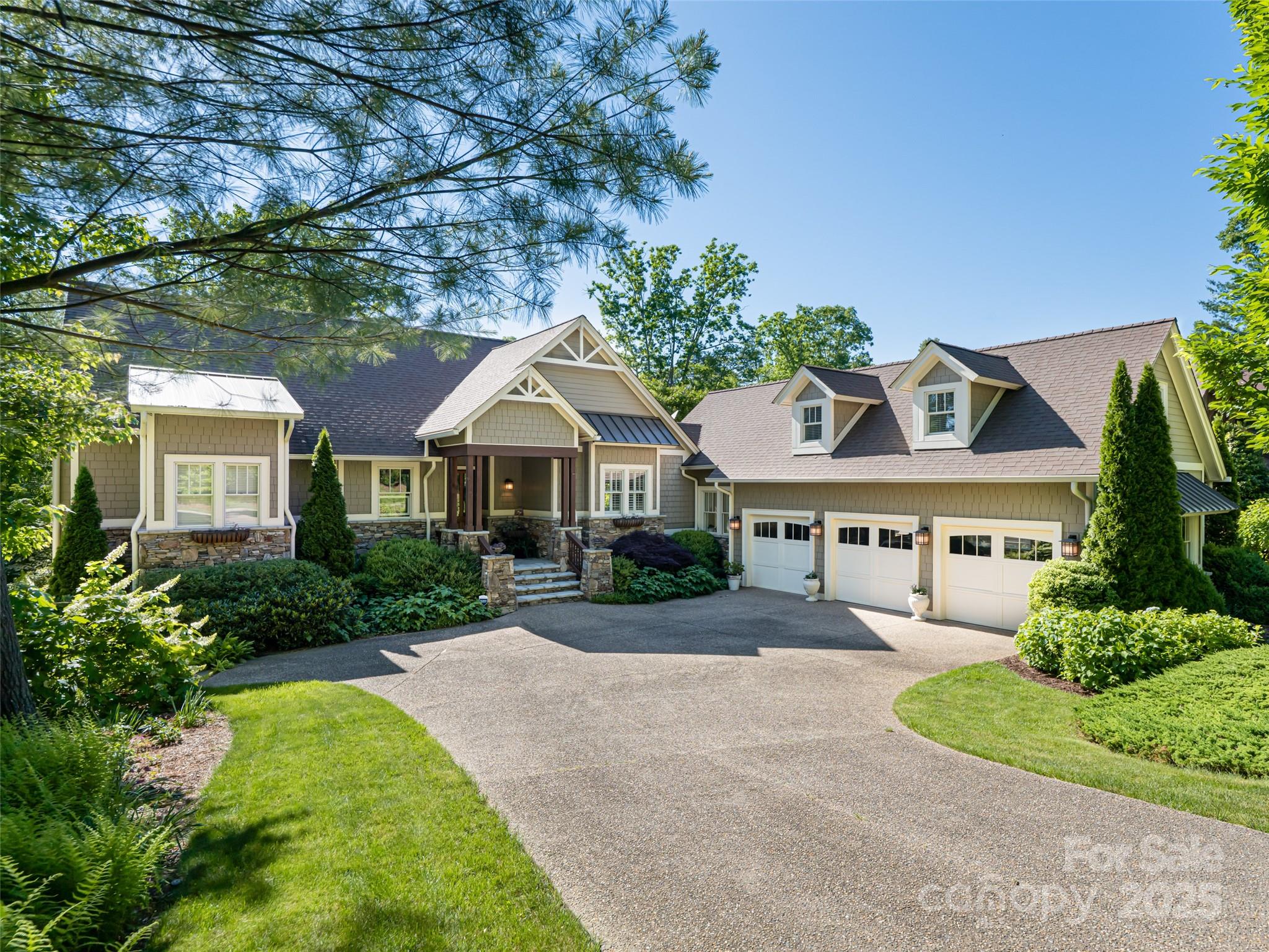 29 Croton Court Asheville NC 28803