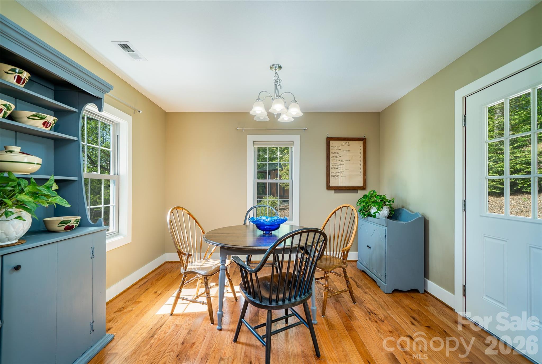 328 Old Greenville Road Zirconia NC 28790