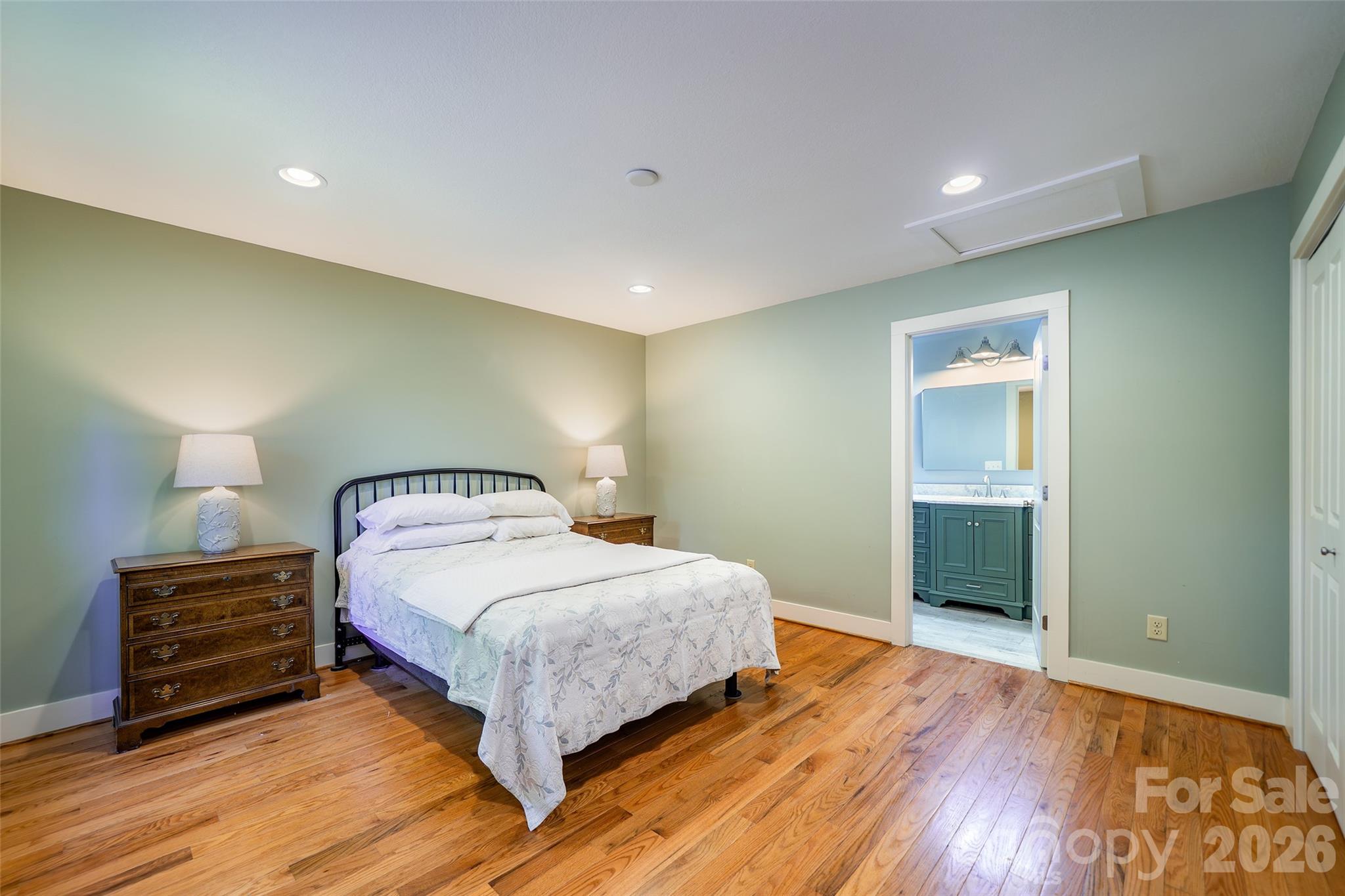 328 Old Greenville Road Zirconia NC 28790