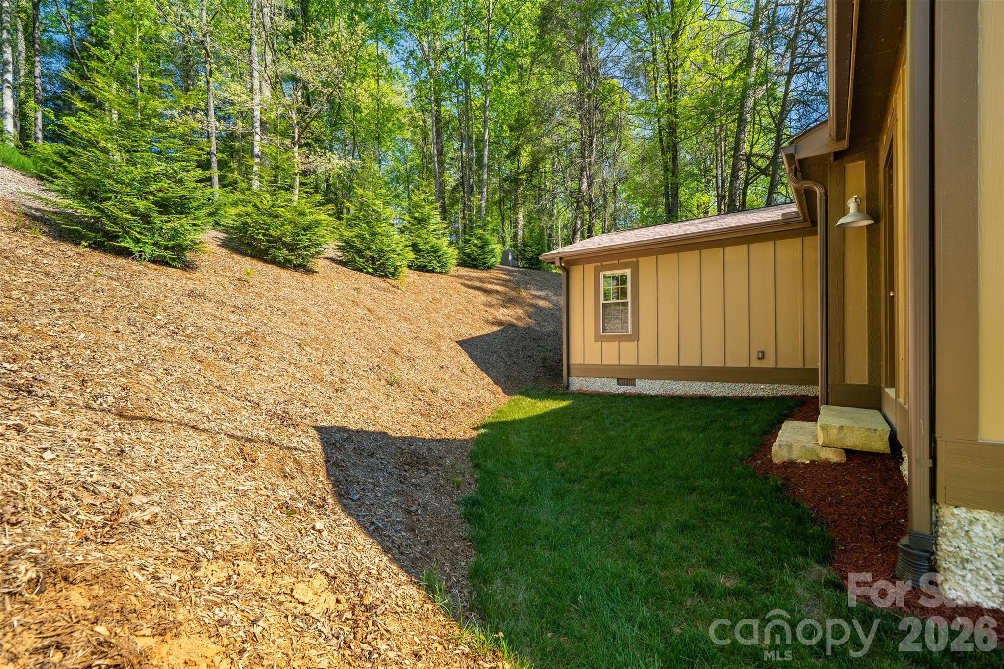 328 Old Greenville Road Zirconia NC 28790