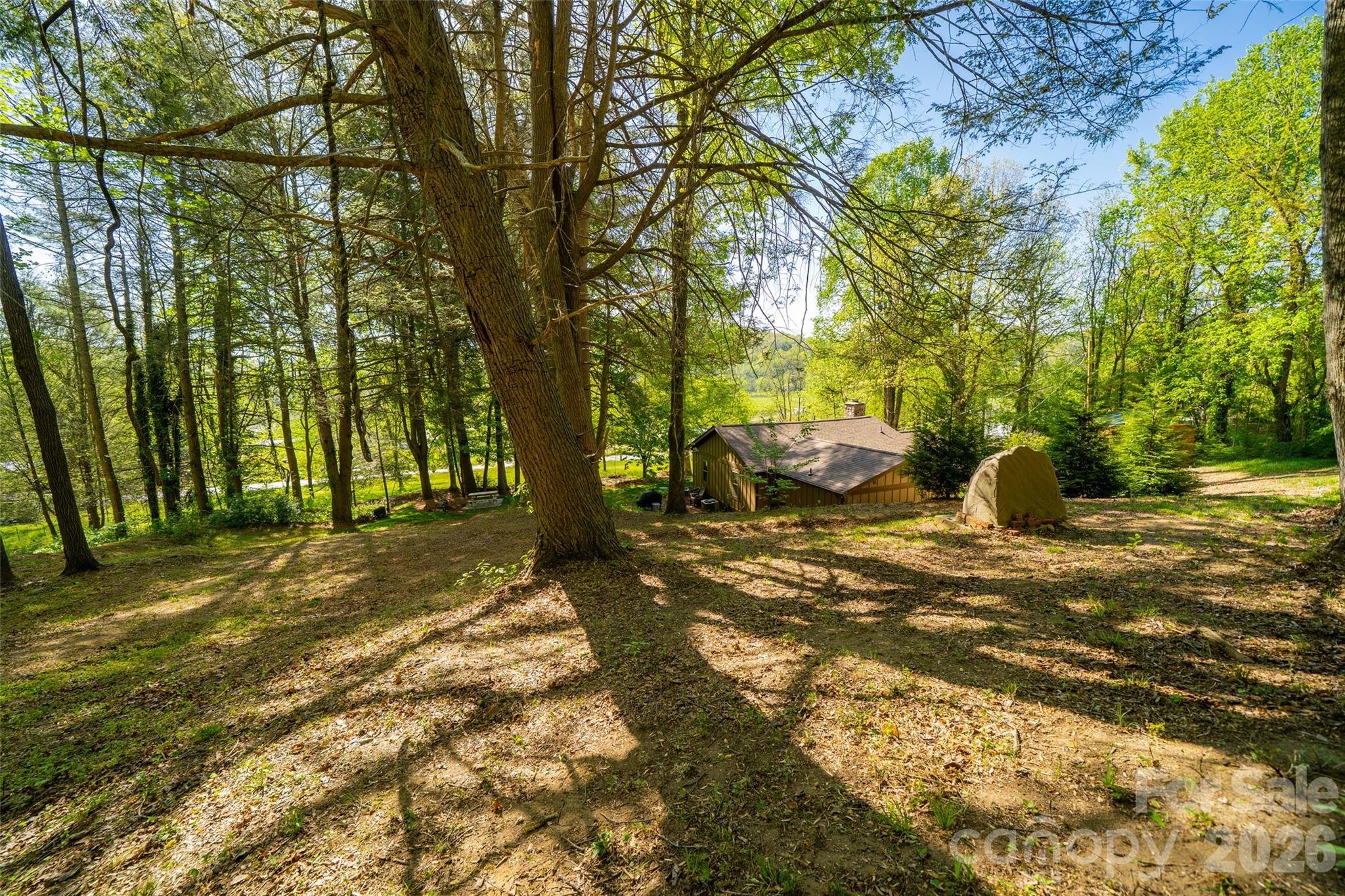 328 Old Greenville Road Zirconia NC 28790