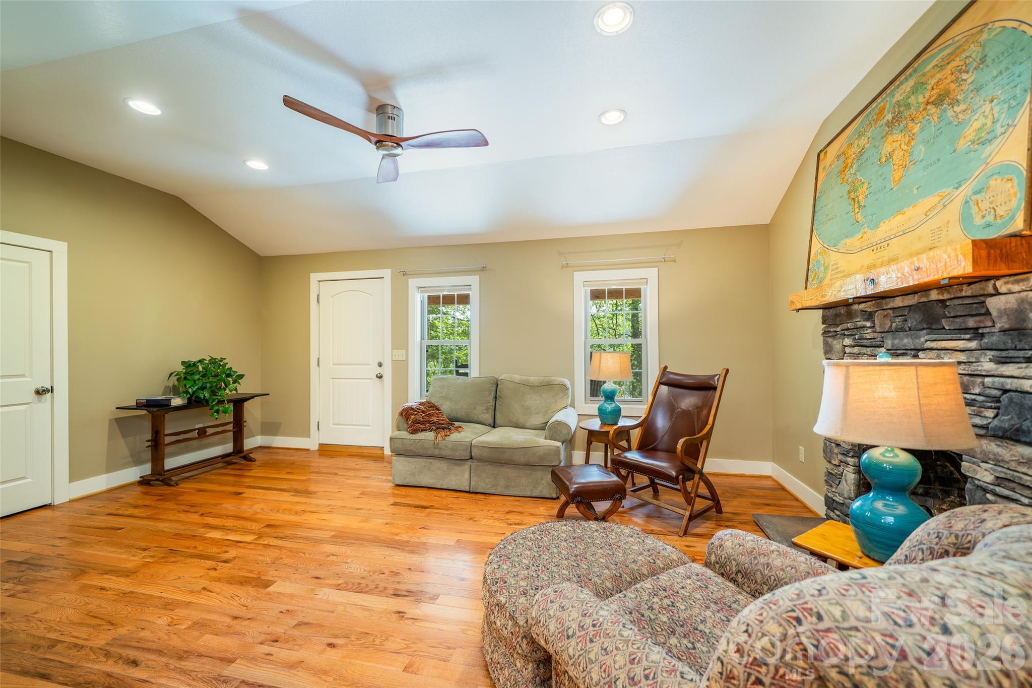 328 Old Greenville Road Zirconia NC 28790