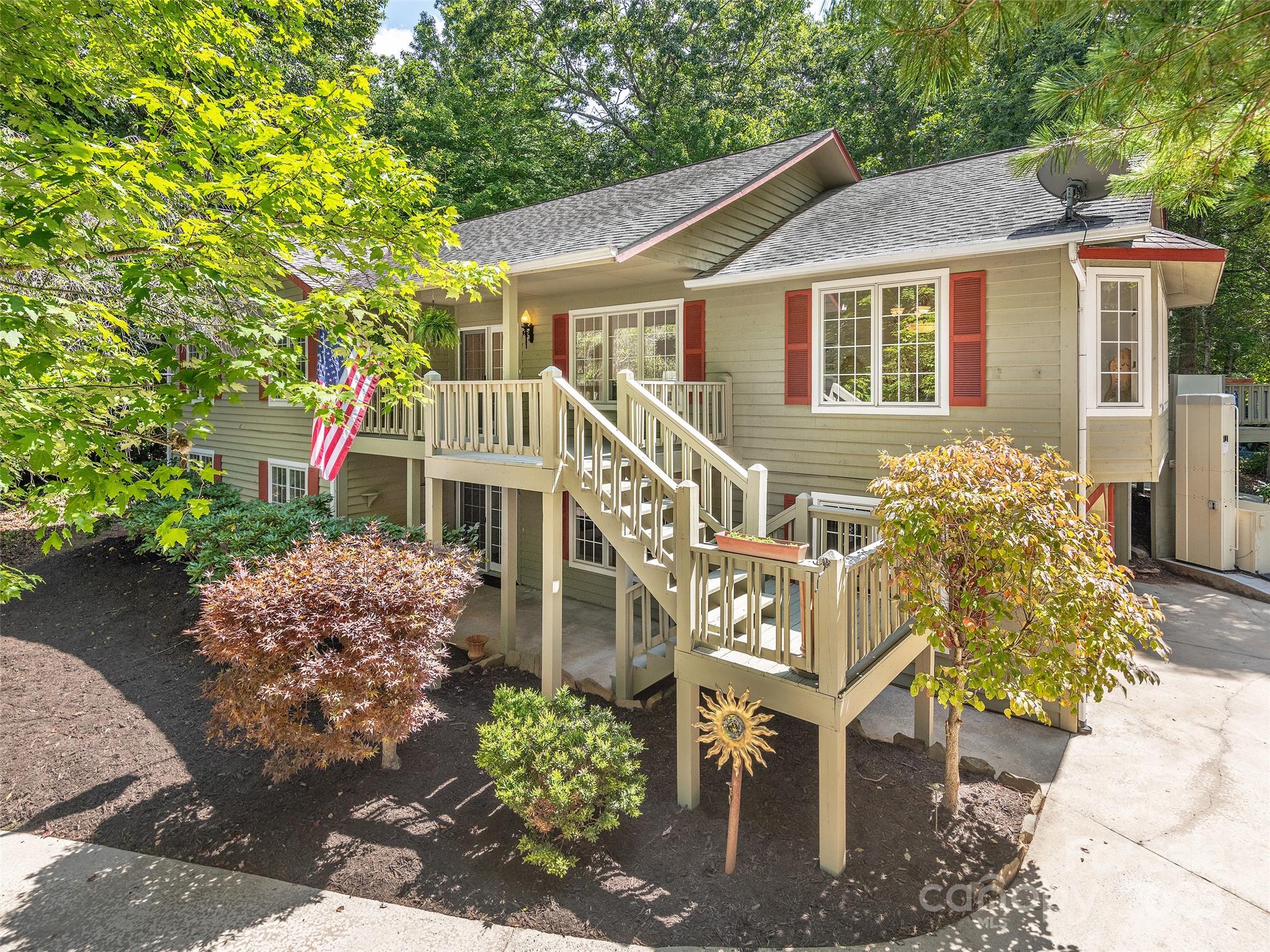 146 Eastmoor Drive Asheville NC 28805