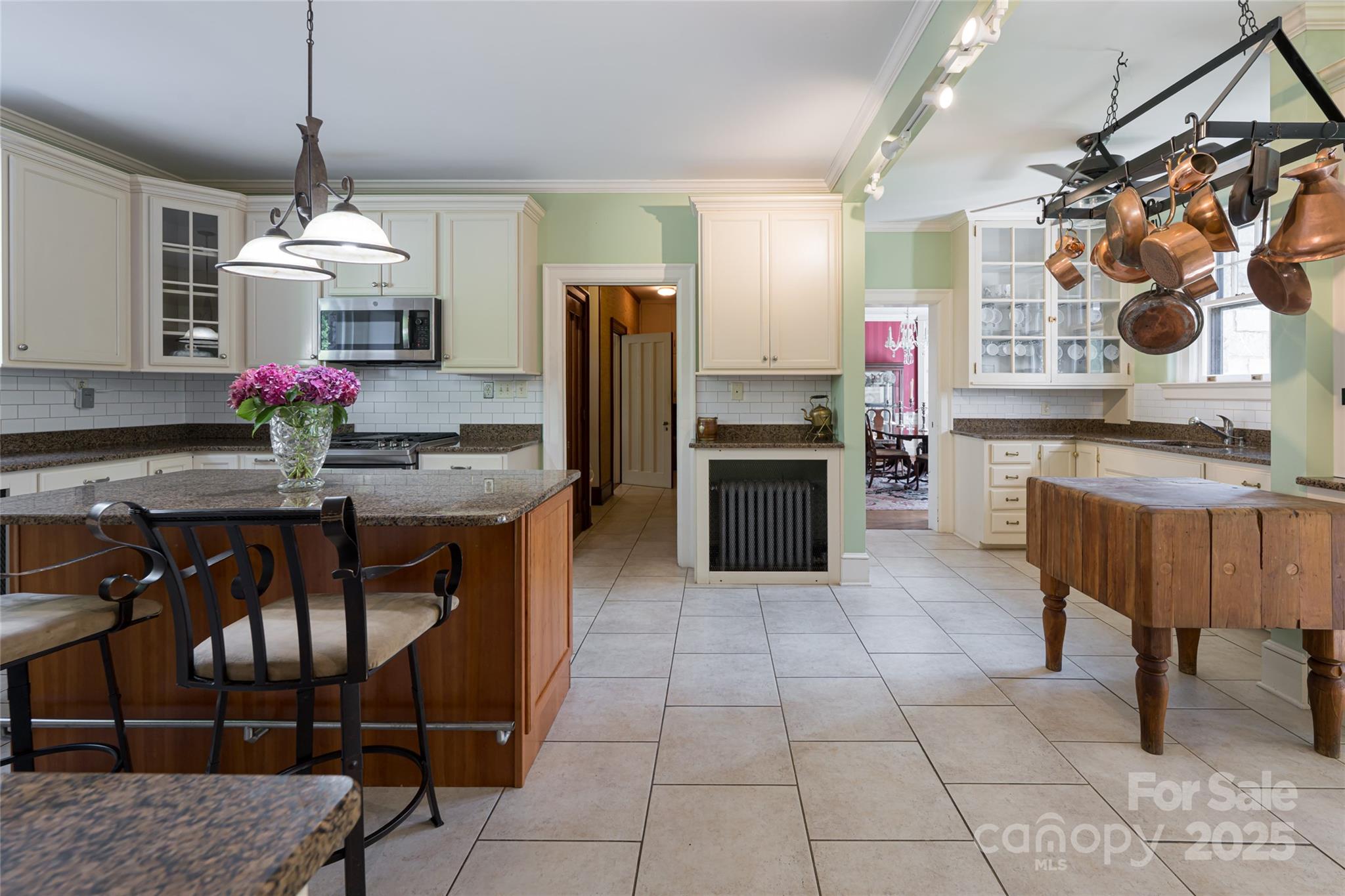 436 Vanderbilt Road Asheville NC 28803