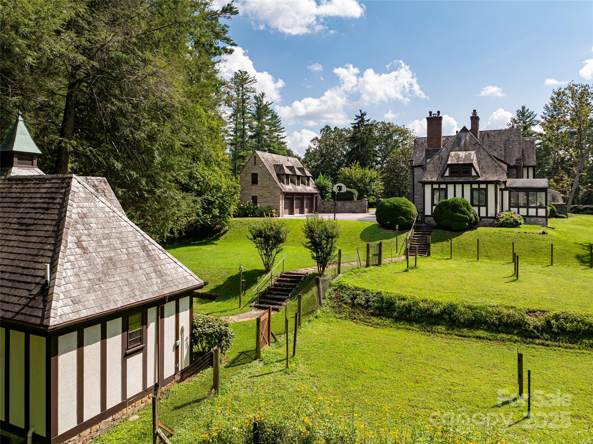 436 Vanderbilt Road Asheville NC 28803