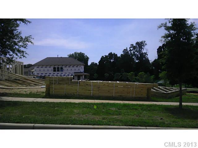 2312 Double Oaks Road Charlotte NC 28206