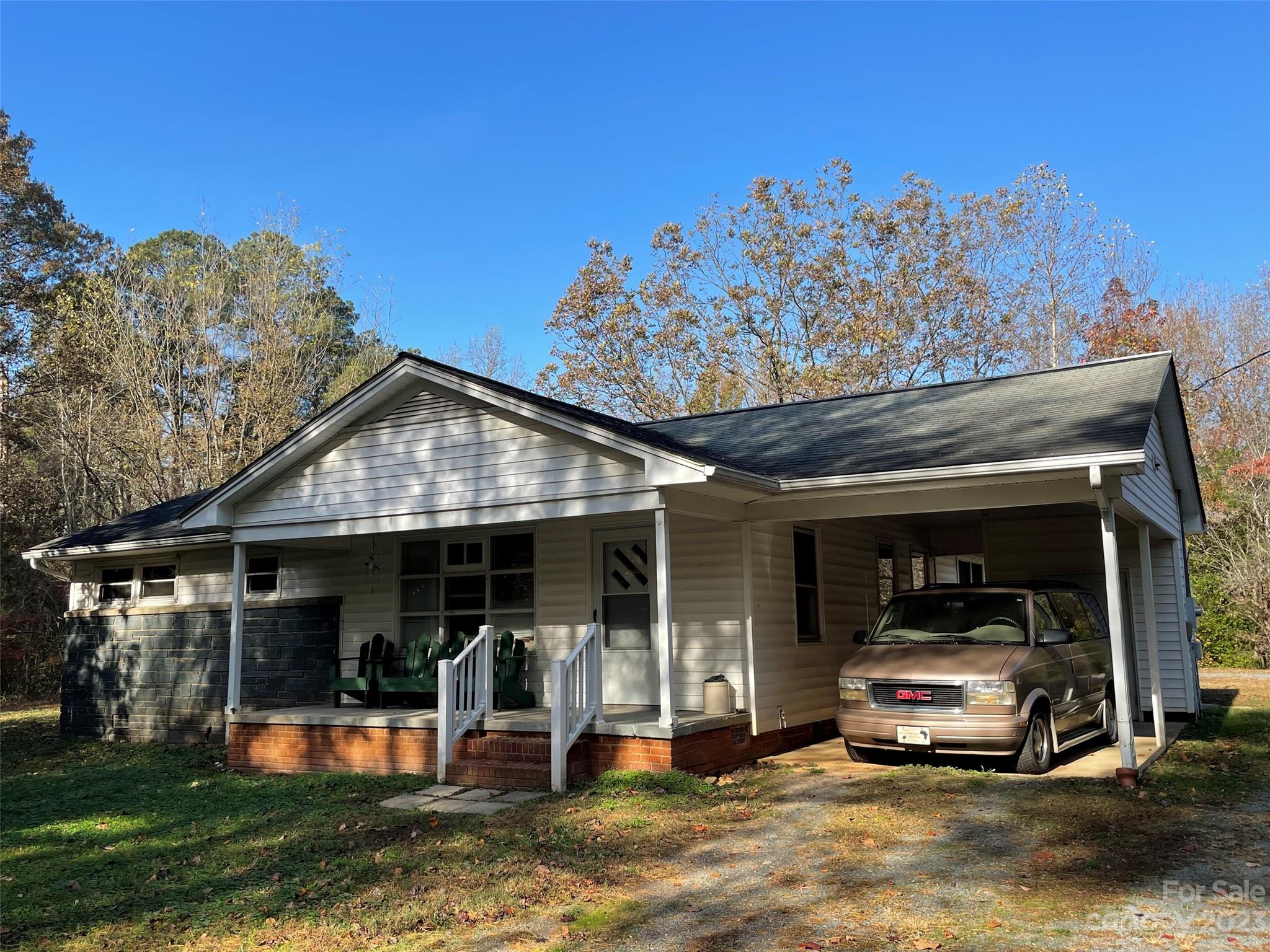 832 Albemarle Road Troy NC 27371