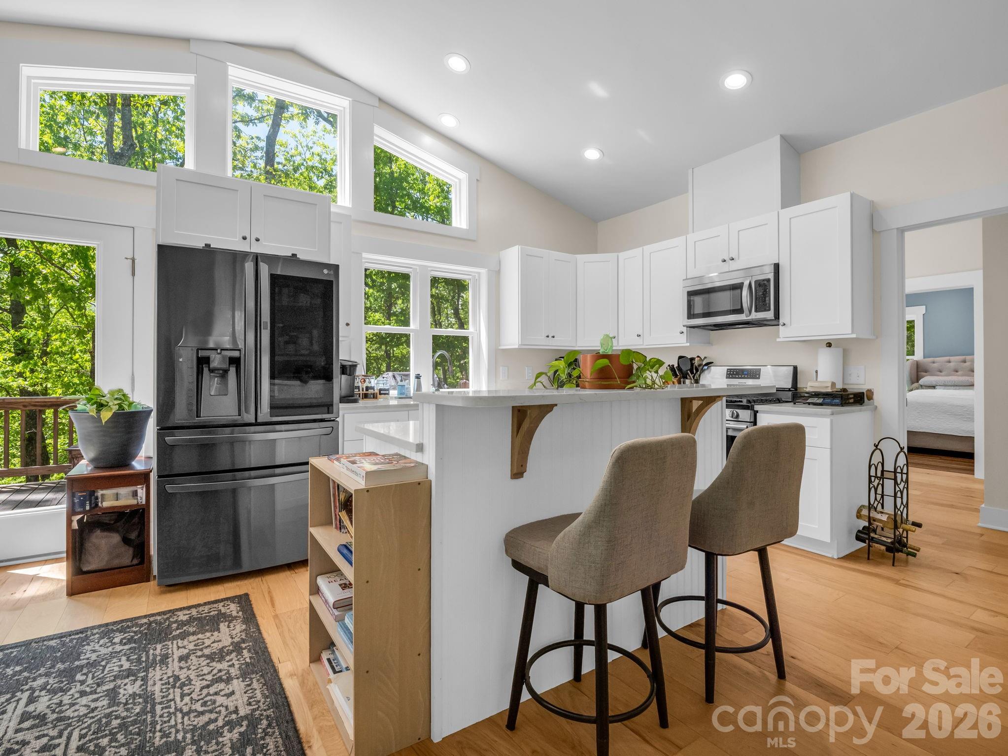 565 Pinewood Knoll Drive Hendersonville NC 28739