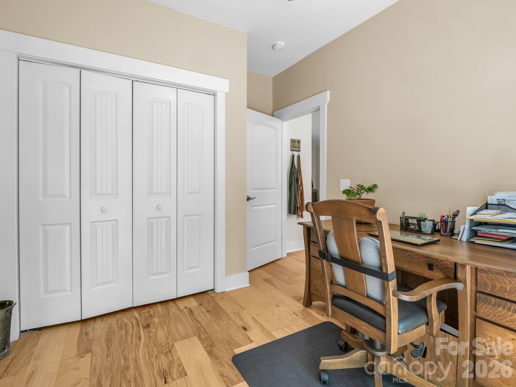 565 Pinewood Knoll Drive Hendersonville NC 28739
