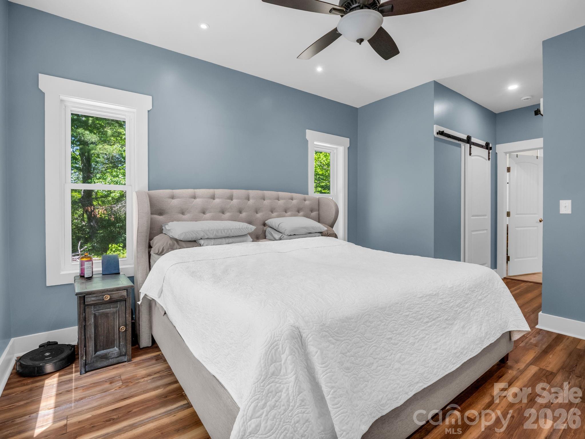 565 Pinewood Knoll Drive Hendersonville NC 28739