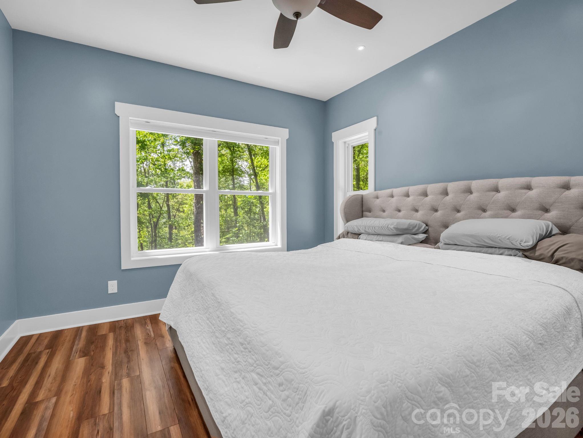 565 Pinewood Knoll Drive Hendersonville NC 28739