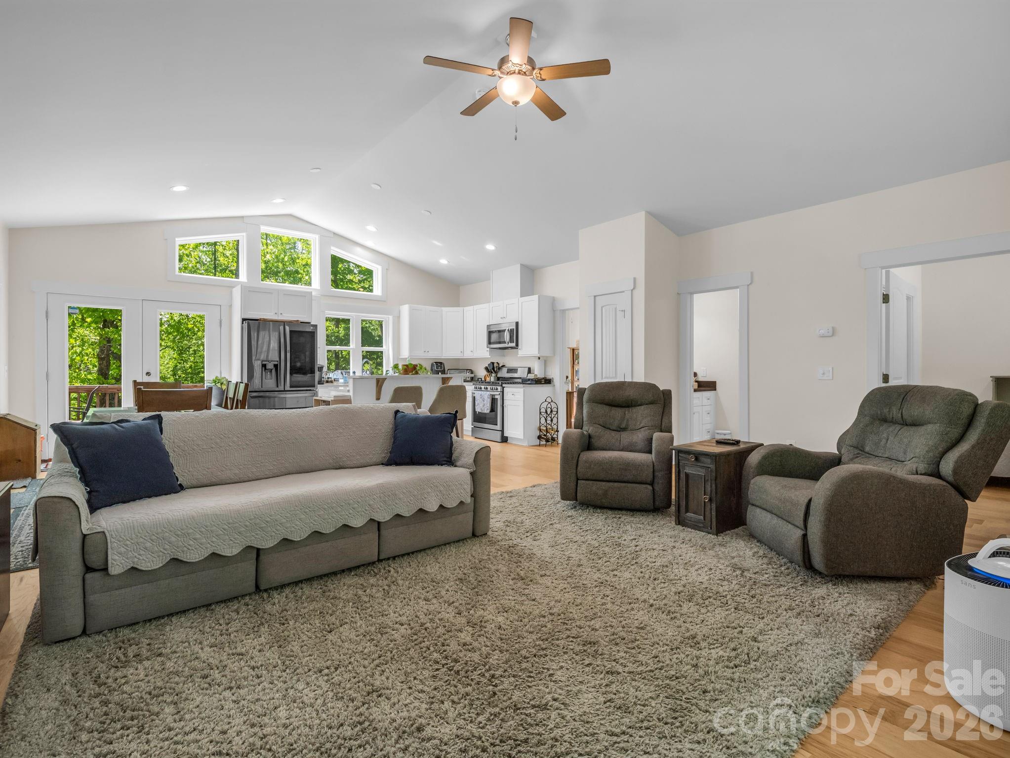 565 Pinewood Knoll Drive Hendersonville NC 28739