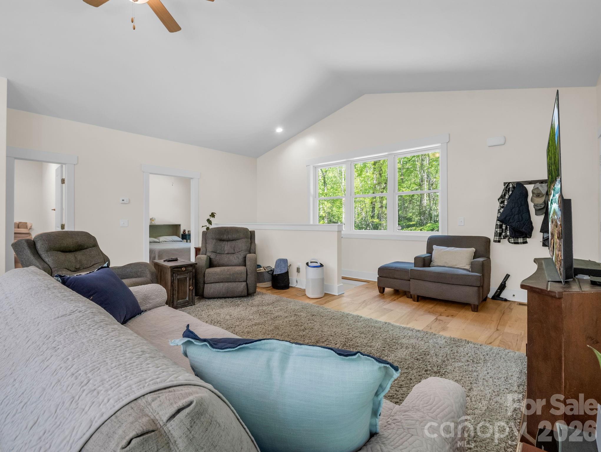 565 Pinewood Knoll Drive Hendersonville NC 28739