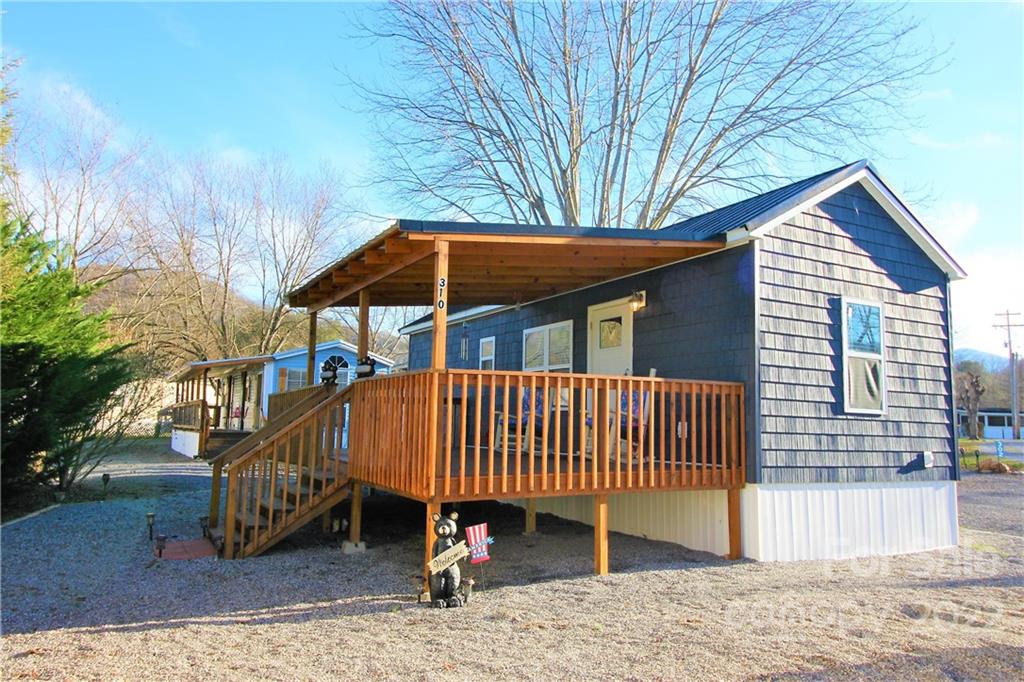 310 Aqua Vista Loop Waynesville NC 28785