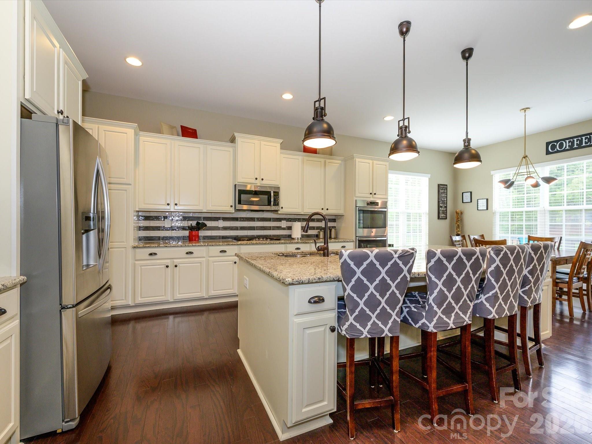 8460 Penton Place Harrisburg NC 28075
