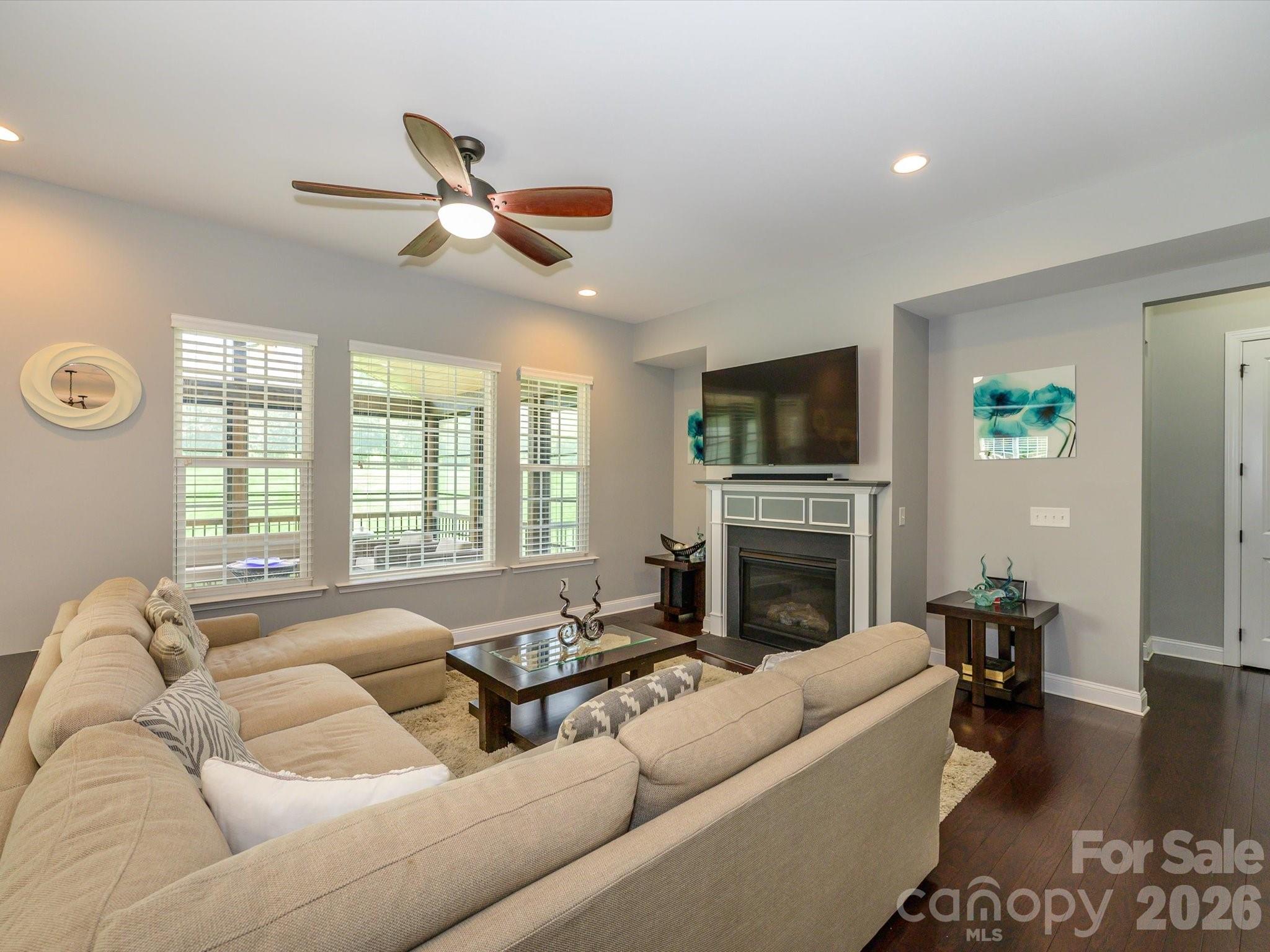 8460 Penton Place Harrisburg NC 28075