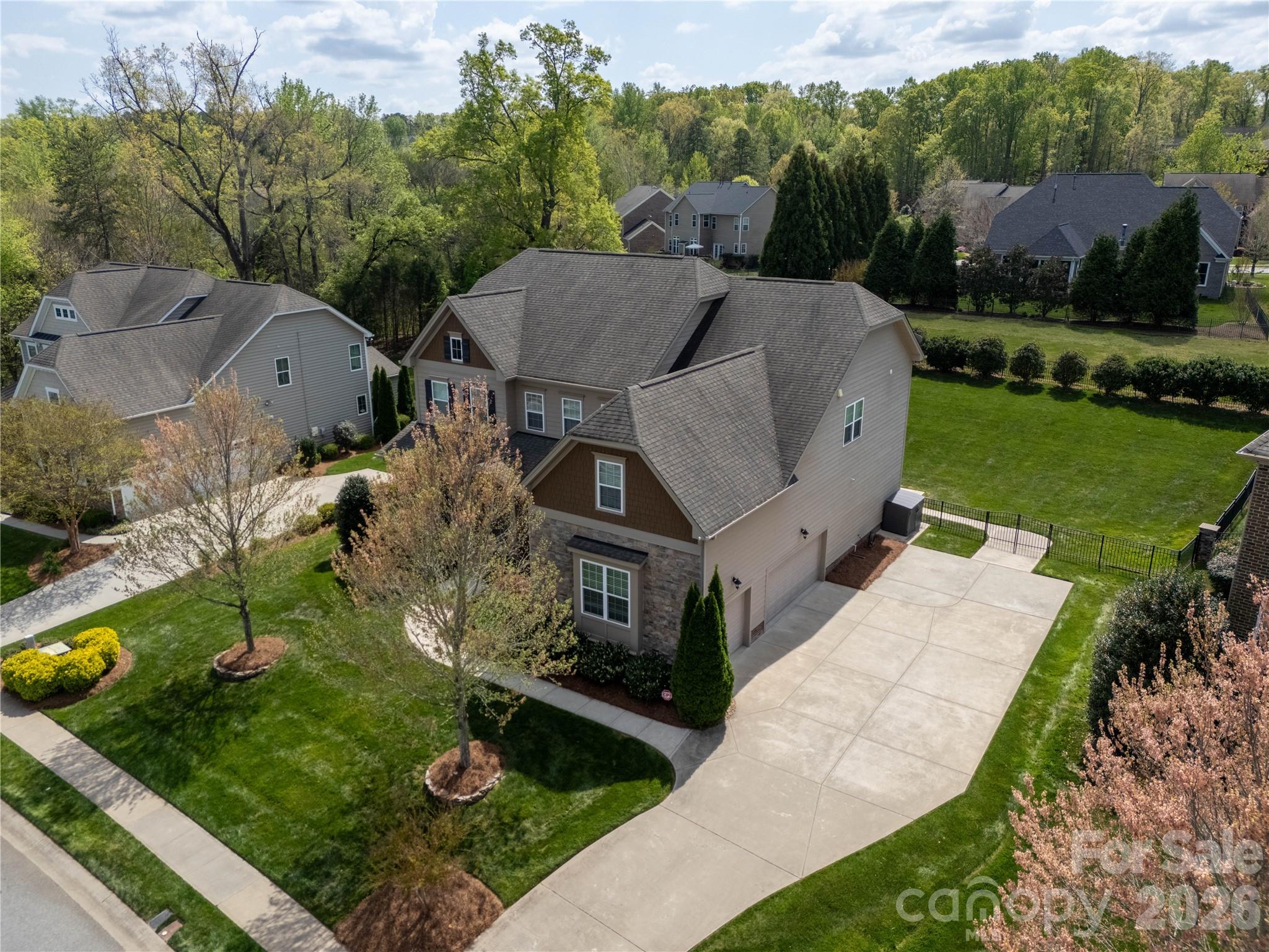 8460 Penton Place Harrisburg NC 28075