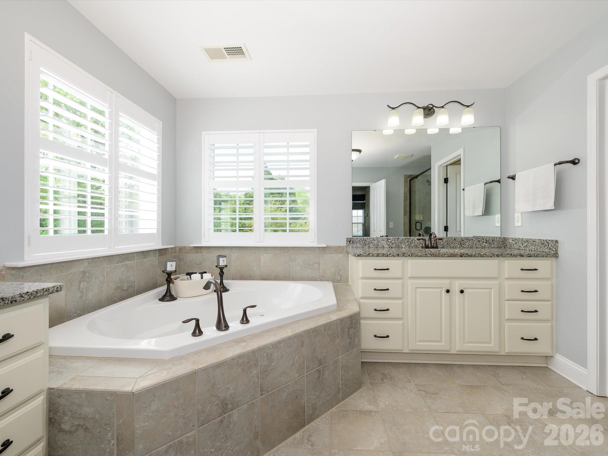 8460 Penton Place Harrisburg NC 28075